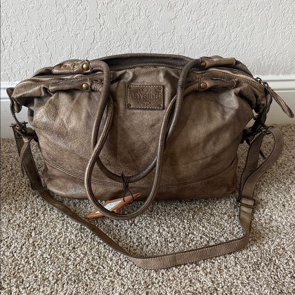 Bayside Italian Leather Duffle Bag -vintage inspired